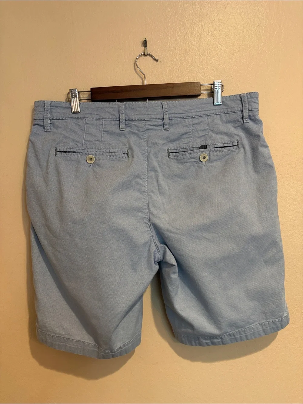 Ted Baker London Men’s Light Blue Flat-Front Chino Shorts, Abstract Lining